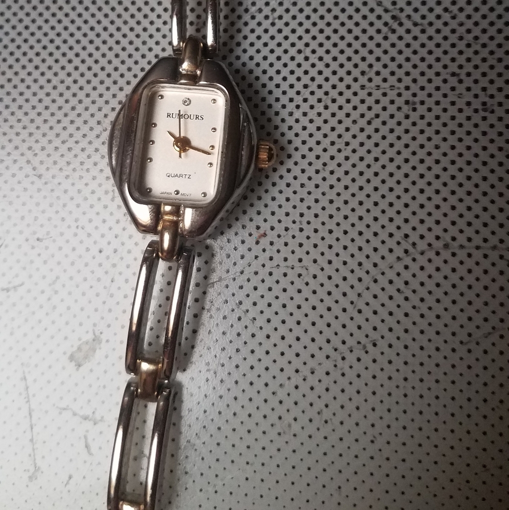 Rumours silver link watch smaller wrist size 6.5in